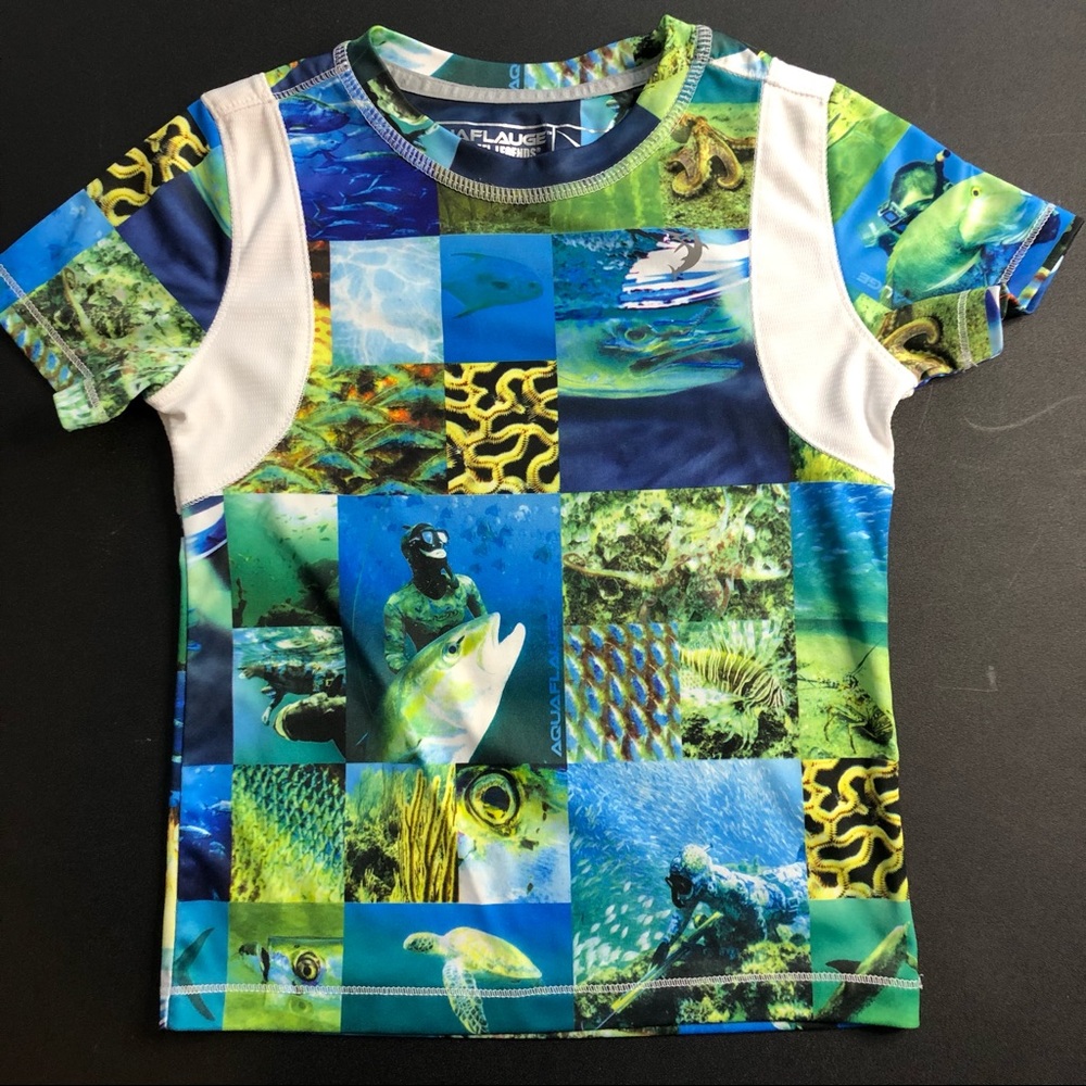 Aquaflauge By Reel Legends Sea Life Rash Guard Size Small